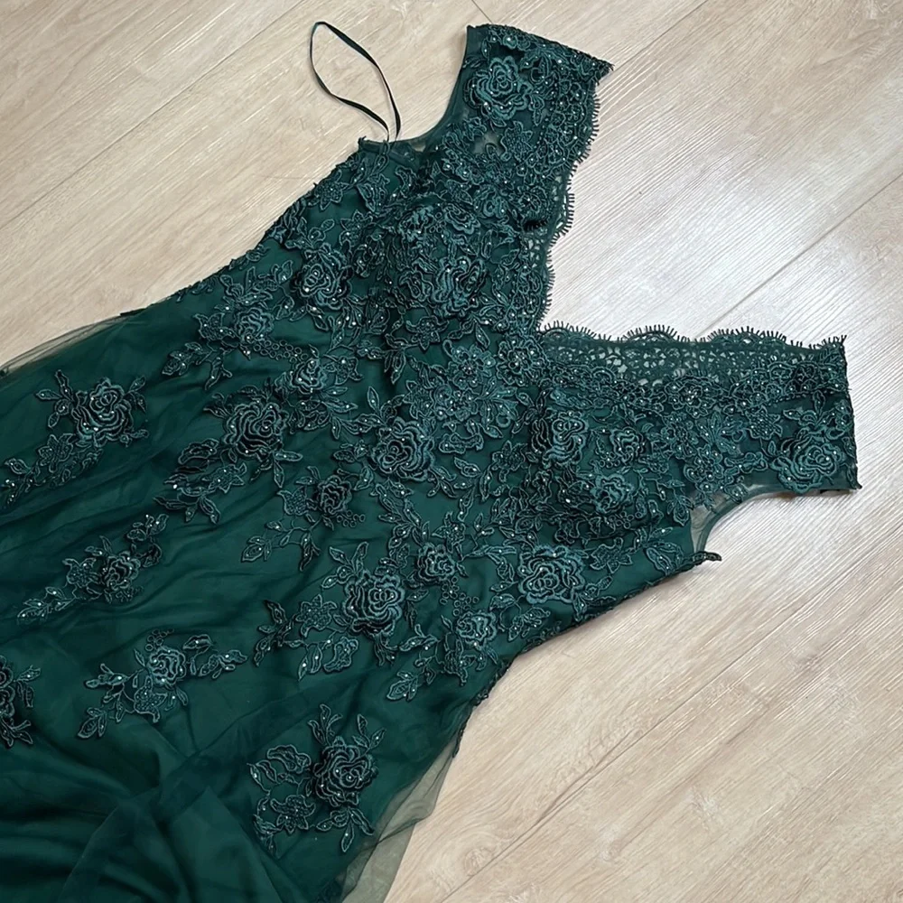 LA FEMME Embellished Tulle & Lace A-Line Gown, COLOR Dark Emerald, SIZE 14 - Picture 6 of 9